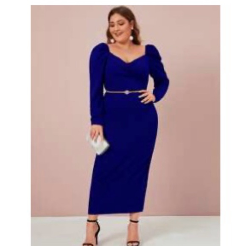 Plus sweetheart neck gigot sleeve fitted dress without belt
